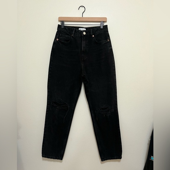 Zara denim high waisted distressed mom fit jeans - Picture 1 of 3